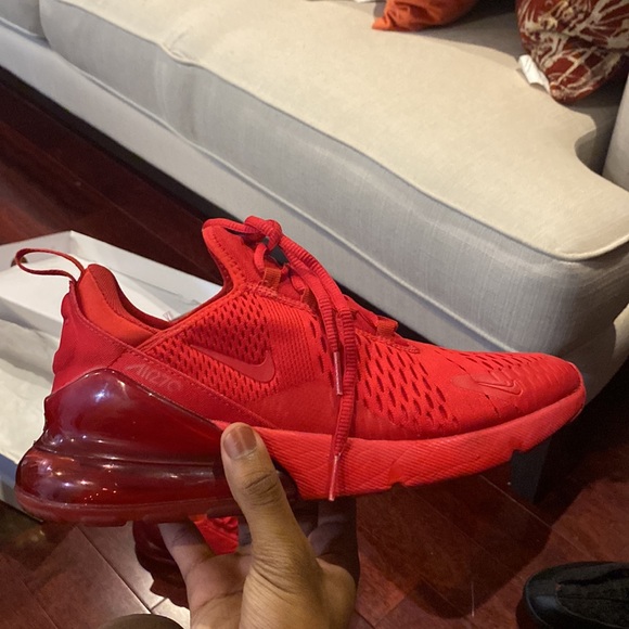 AirMax 270 - Picture 2 of 10